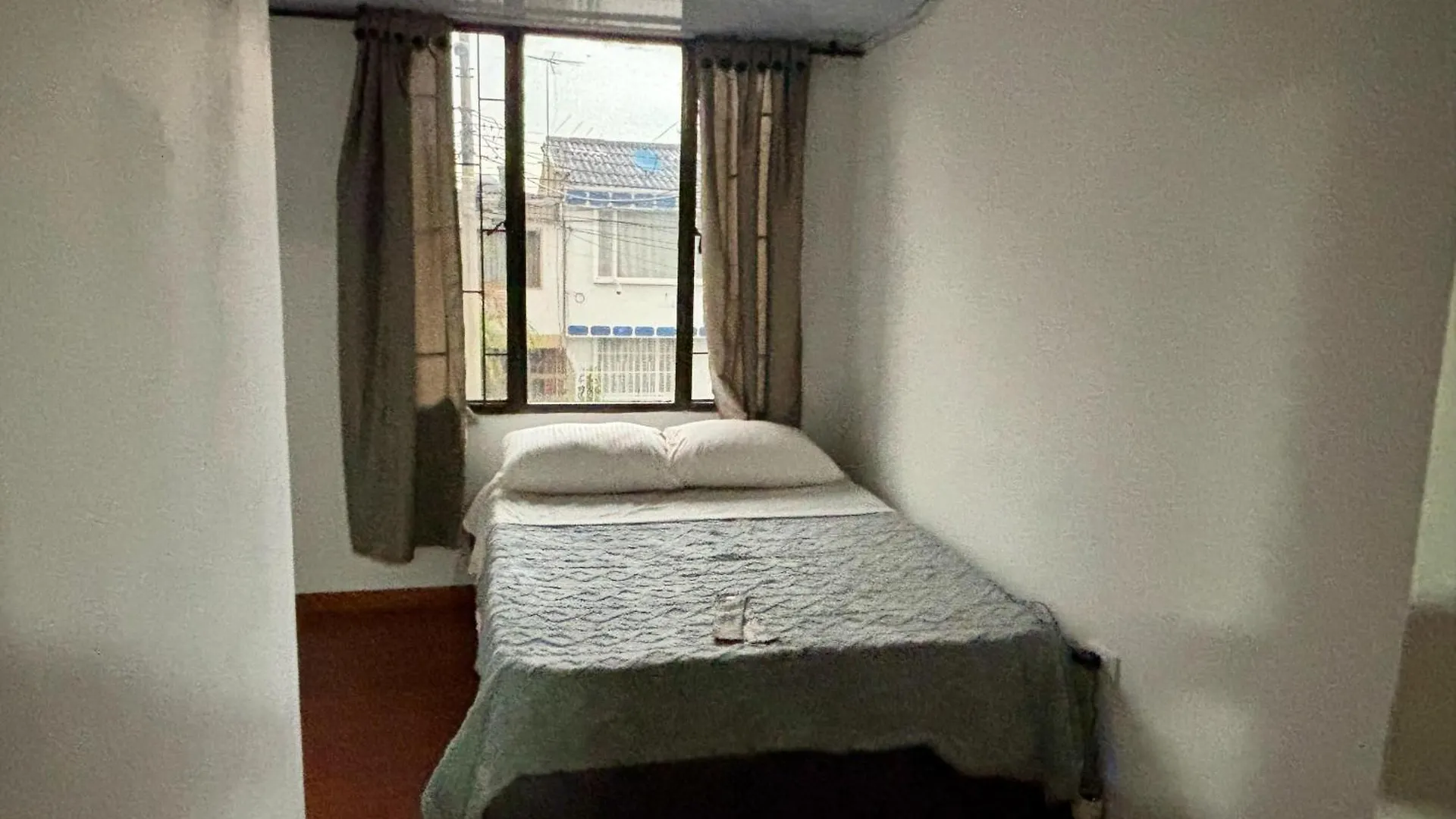 Kuyay Yachi Hostel Bogotá Gæstehus